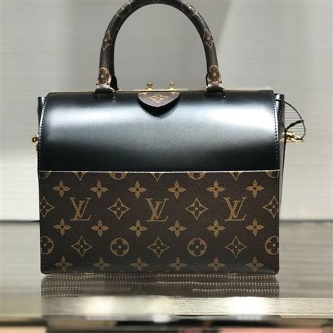 louis vuitton speedy doctor bag material|LOUIS VUITTON .